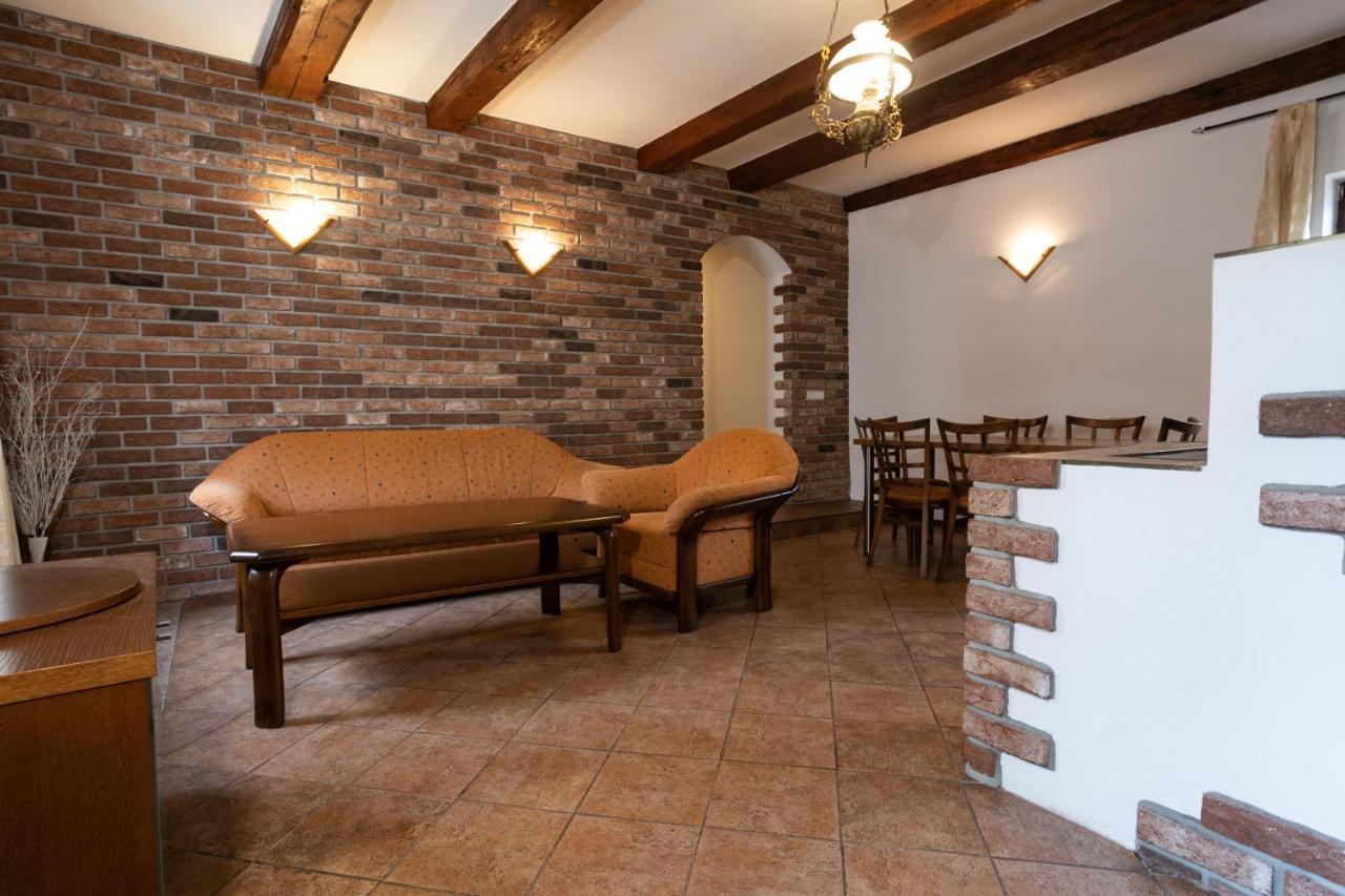 Apartments 3 In The Historic Part Of زنويمو المظهر الخارجي الصورة